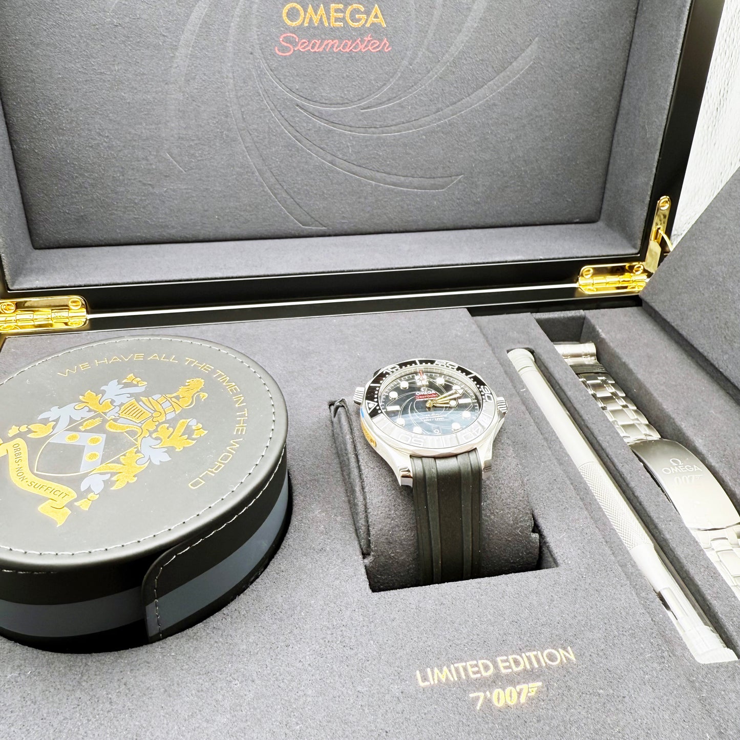 Seamaster Diver 300M LTD James Bond